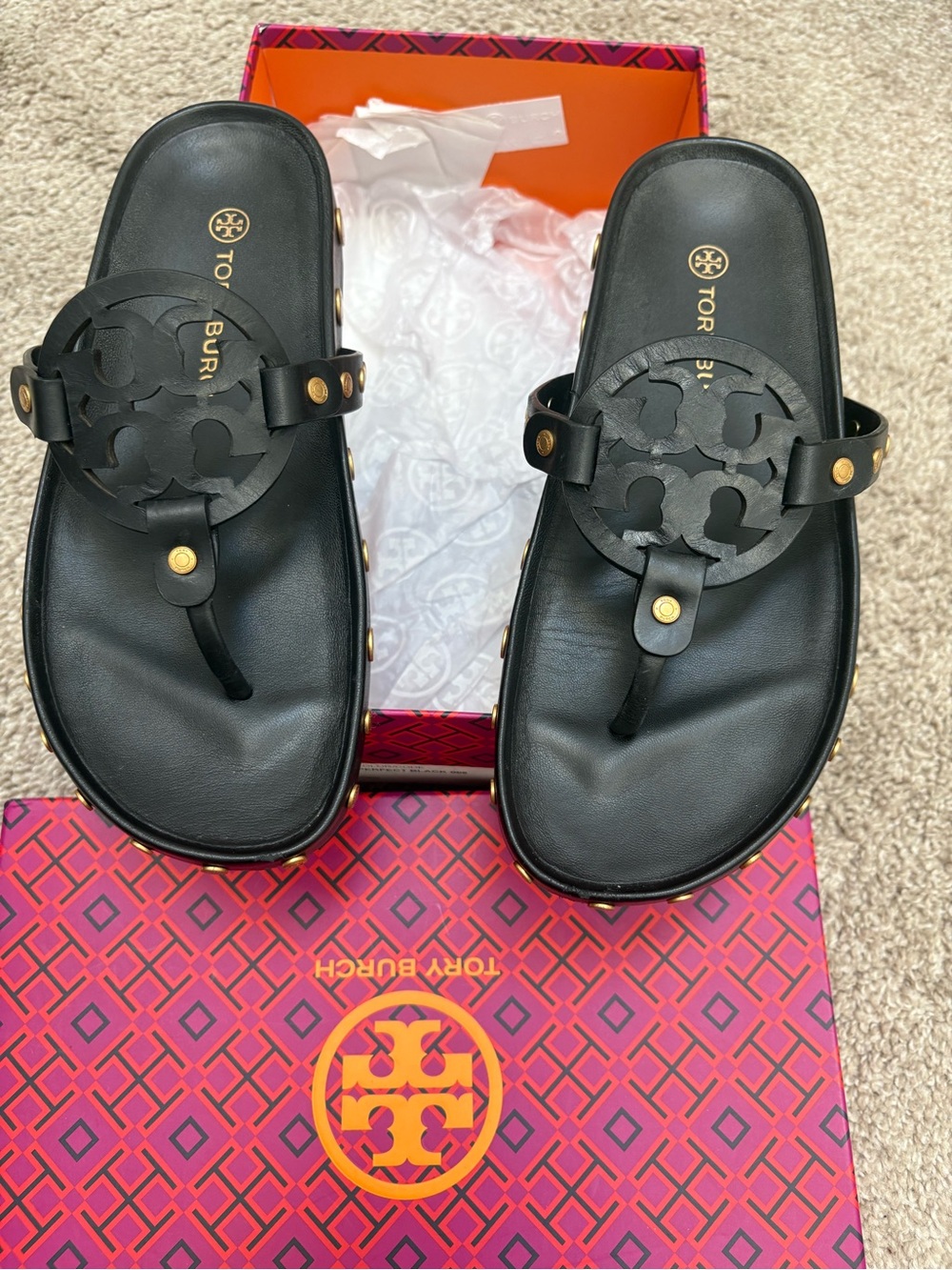 Tory Burch Black Logo Thong Sandals with Gold Stud Detailing - Picture 3 of 4